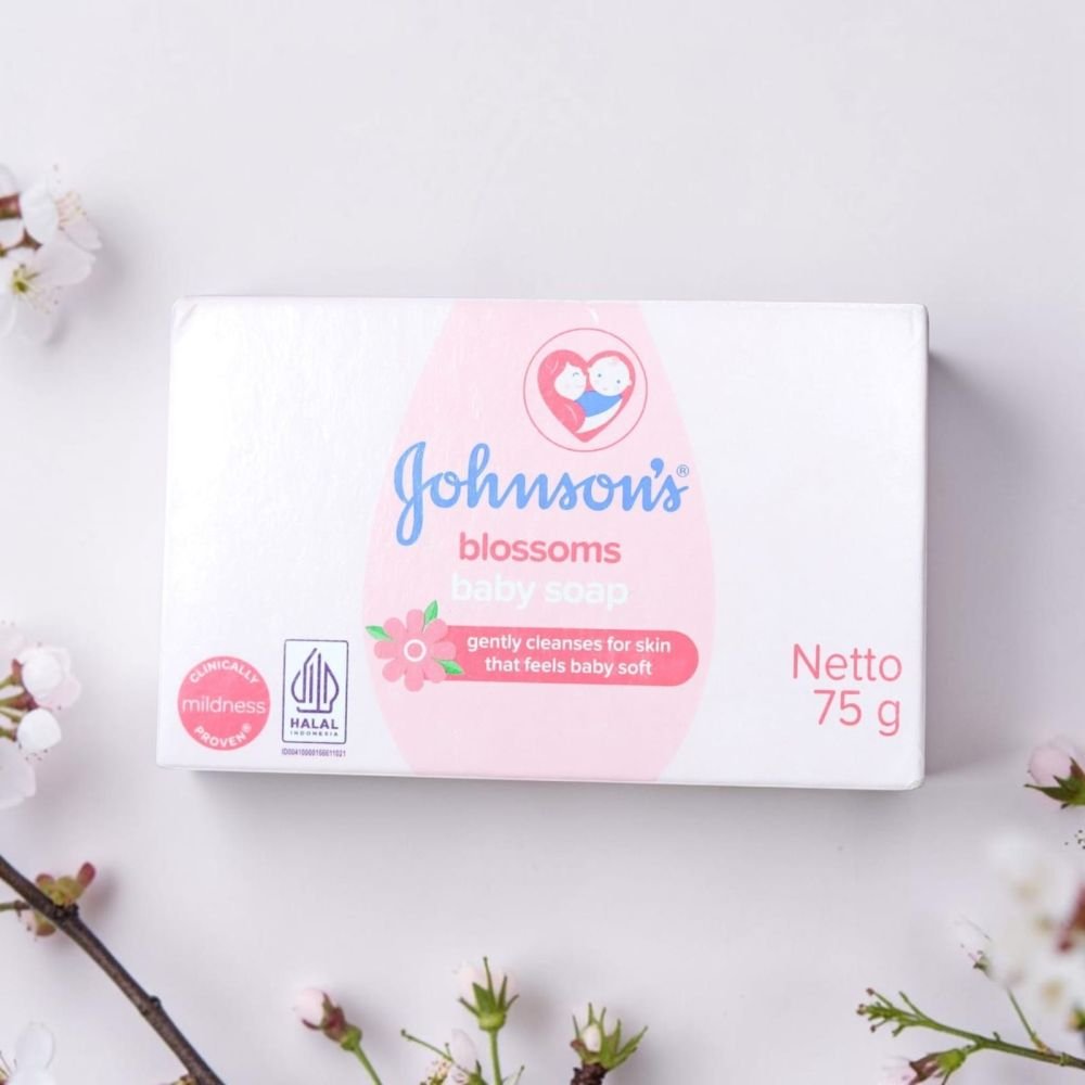 JOHNSON's SOAP